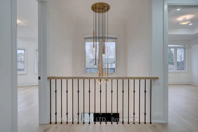 Additional image 35 of 12 Euclid Ave