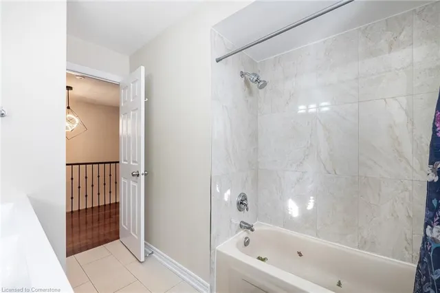 Additional image 35 of 19 Earl Grey St