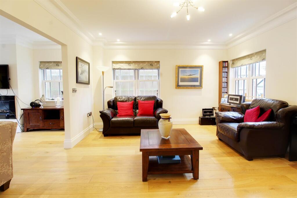 Additional image 21 of Brookmans Avenue, Brookmans Park