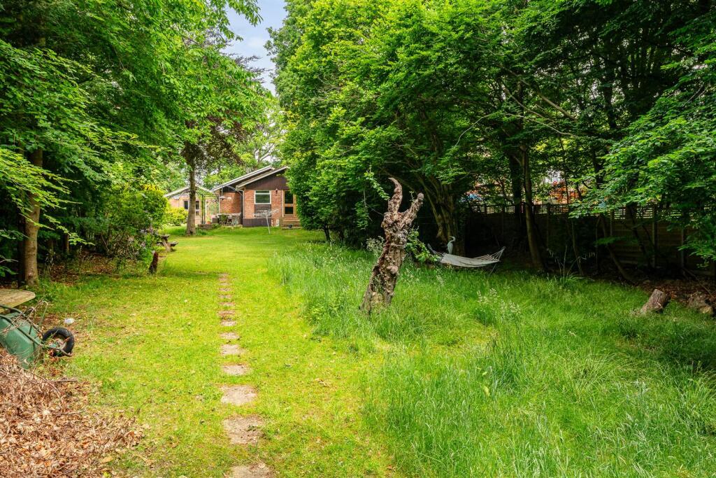 Additional image 22 of Burnham Green Road, Welwyn