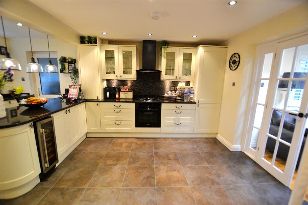 Additional image 19 of Churchill Crescent, Welham Green