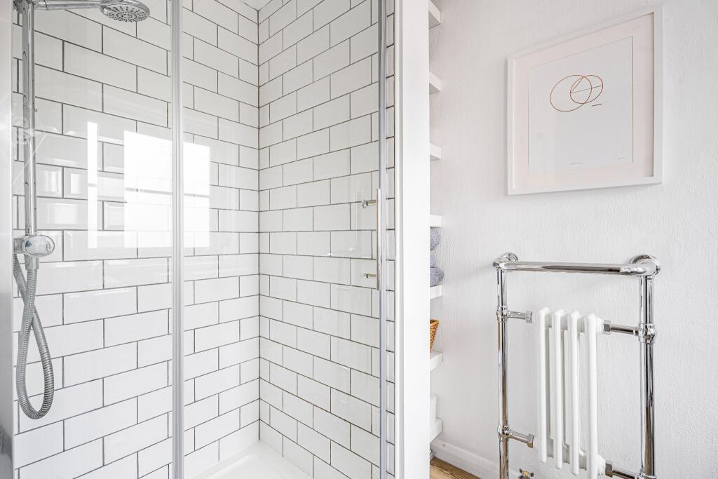 Additional image 11 of Bullens Green Lane, Colney Heath, AL4