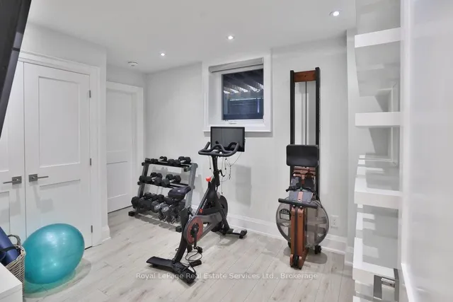 Additional image 39 of 182 Charnwood Dr