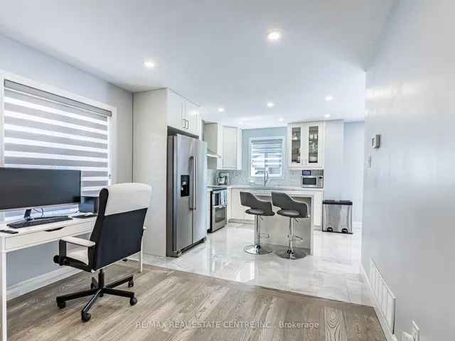 Additional image 10 of 52 Mozart Cres