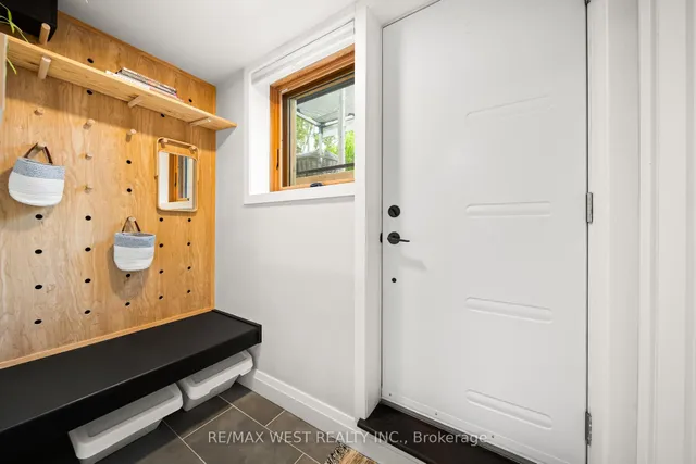 Additional image 23 of 75 Laws St