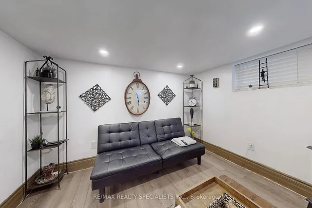 Additional image 11 of 8 Mill St