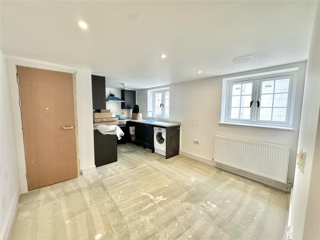 Additional image 2 of Frogmore, St. Albans, Hertfordshire, AL2