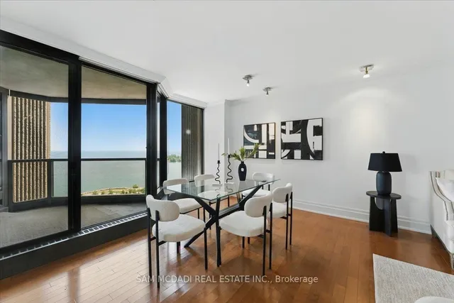 Additional image 11 of 2045 Lake Shore Blvd Unit 1605