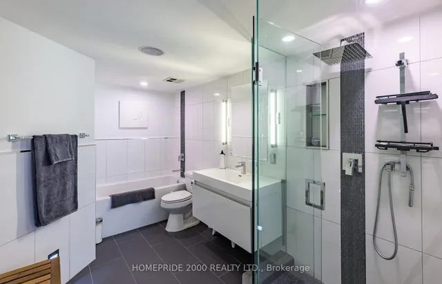 Additional image 21 of 24 Wellesley St Unit 315