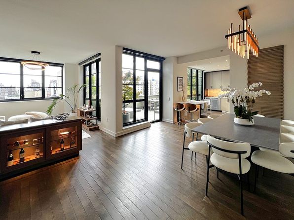 261 W 25th St, New York, NY 
