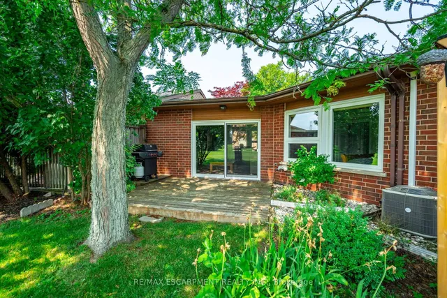 Additional image 33 of 1 Archdeacon Clark Tr