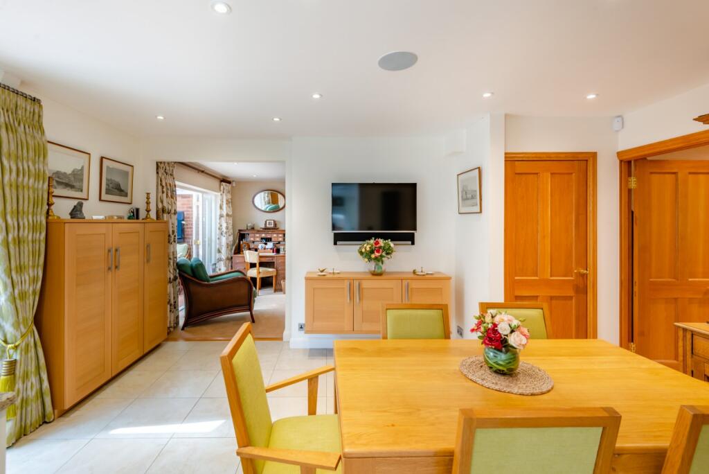 Additional image 6 of Long Buftlers, Harpenden, Hertfordshire