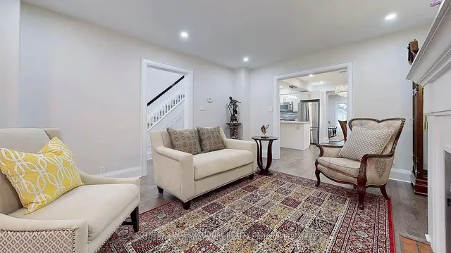 Additional image 21 of 182 Duplex Ave