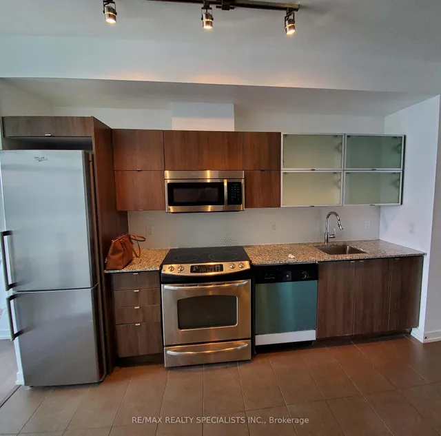 Additional image 5 of 170 Fort York Blvd Unit 1901
