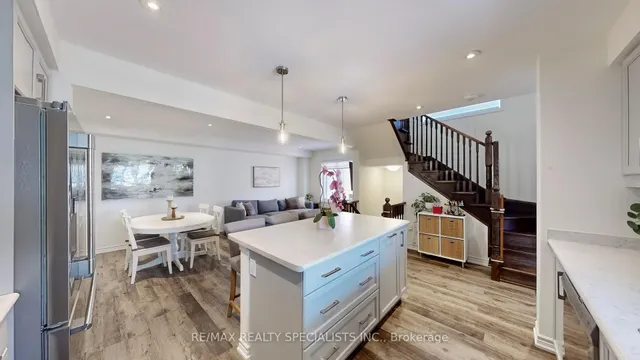 Additional image 12 of 894 Cactus Pt