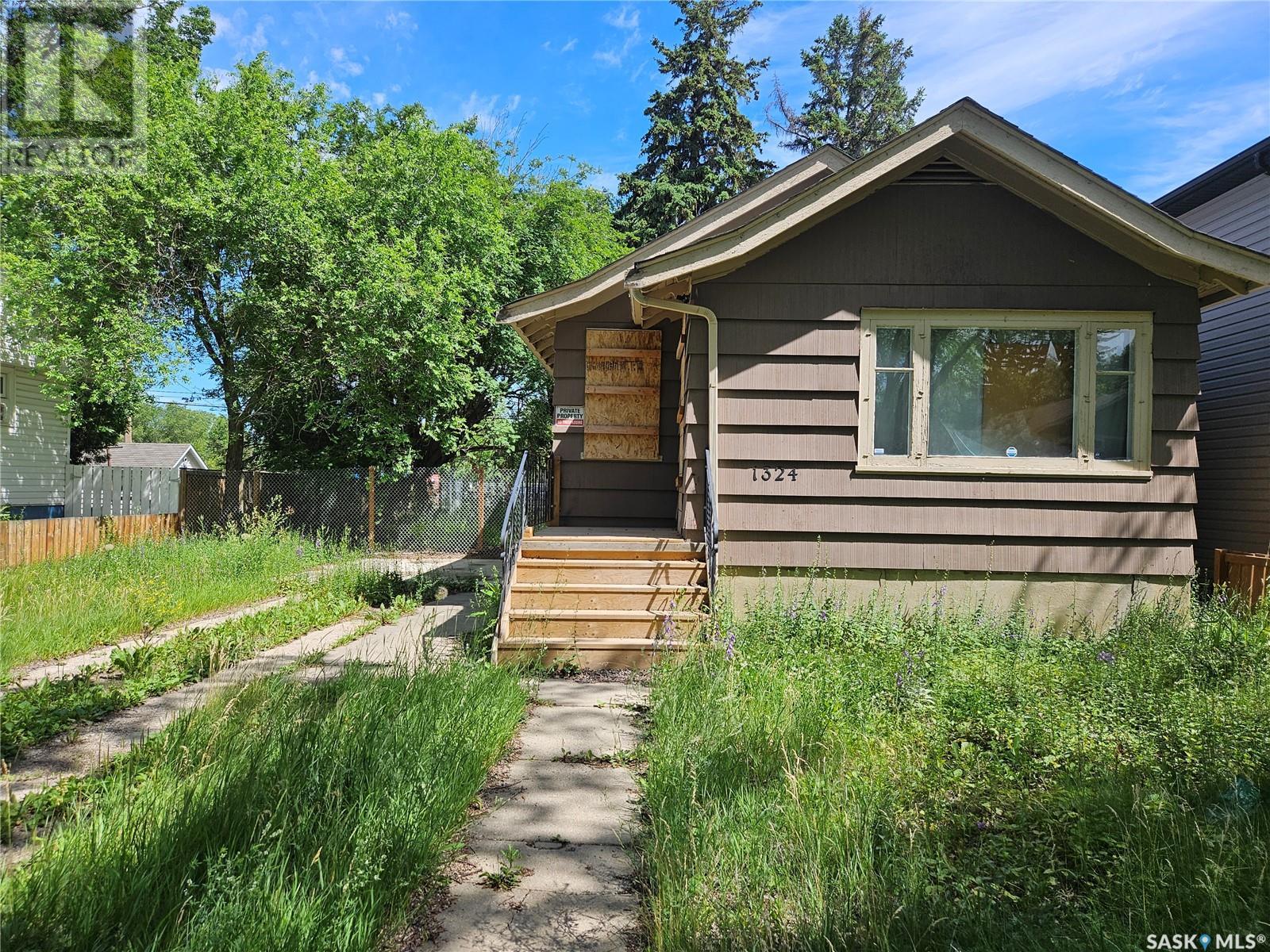 1324 B AVENUE N|Saskatoon, Saskatchewan S7L1C9