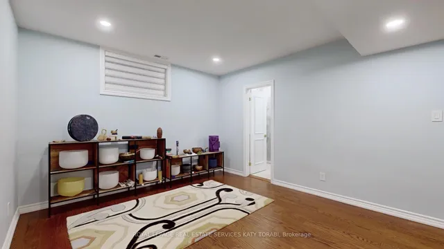 Additional image 38 of 21 Forest Heights Blvd