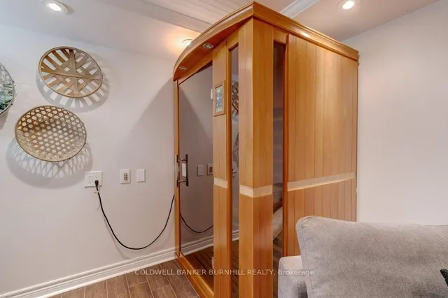 Additional image 41 of 800 Upper Paradise Rd Unit 15