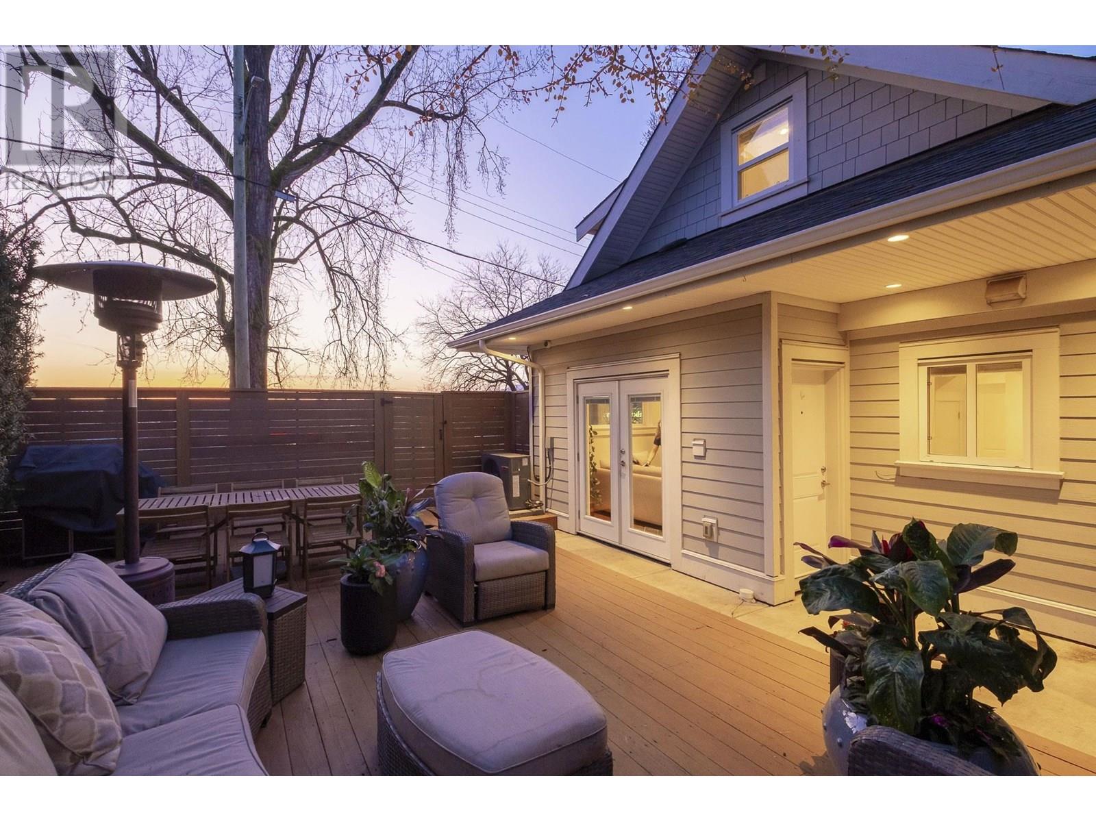 3217 MATAPAN CRESCENT|Vancouver, British Columbia V5M4A9