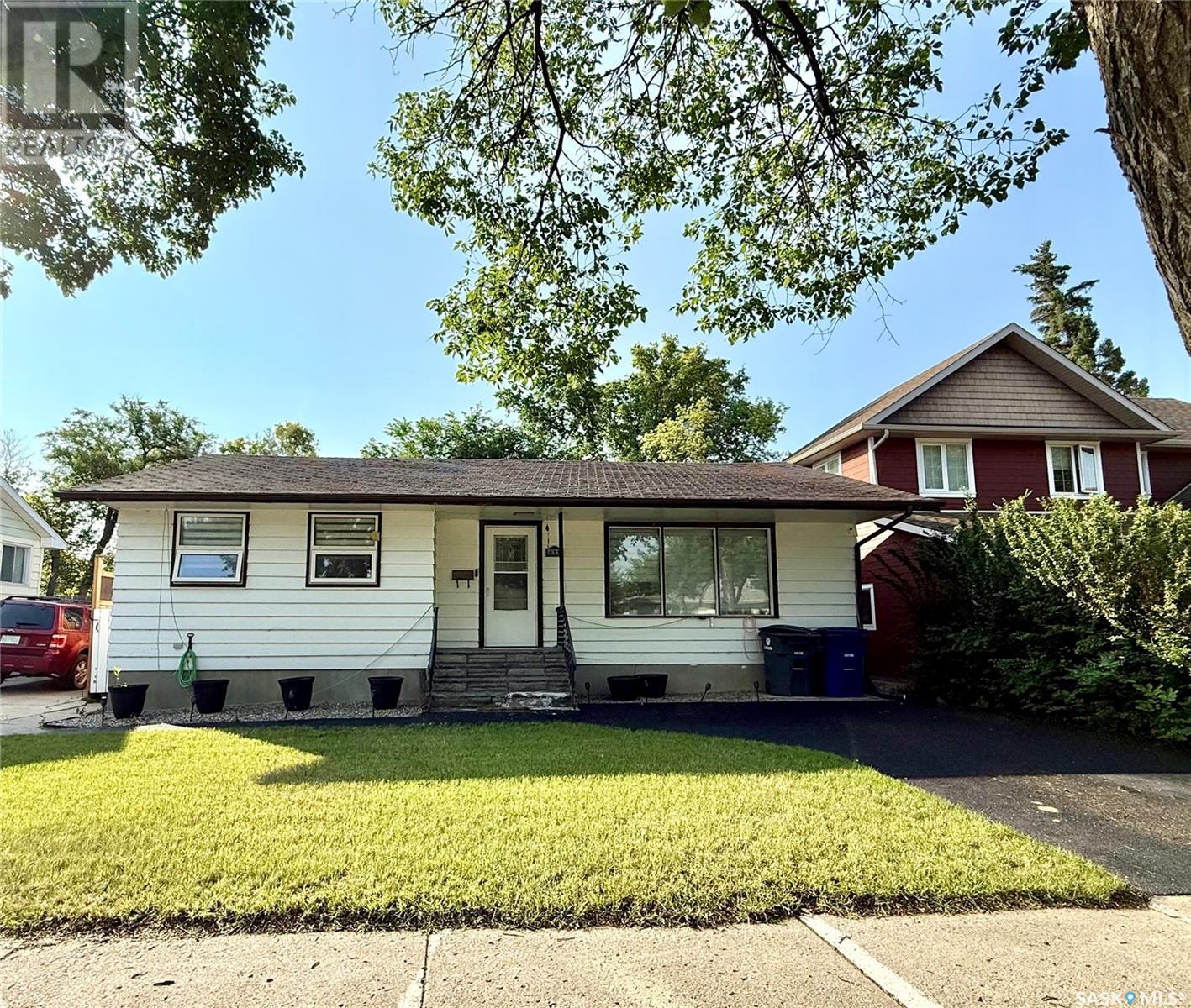 Property image for 411 4th AVENUE W|Kindersley, Saskatchewan S0L1S0