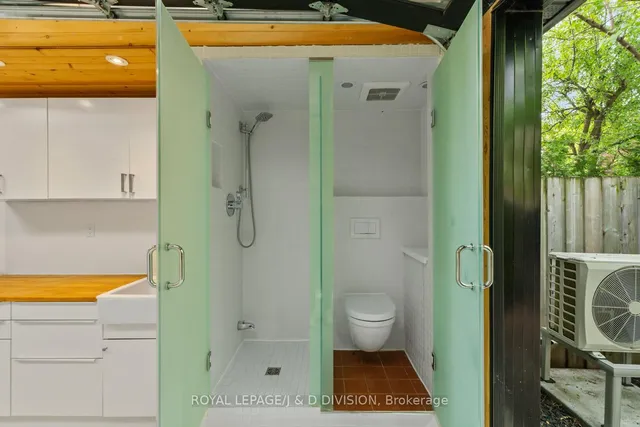 Additional image 50 of 381 St Clarens Ave