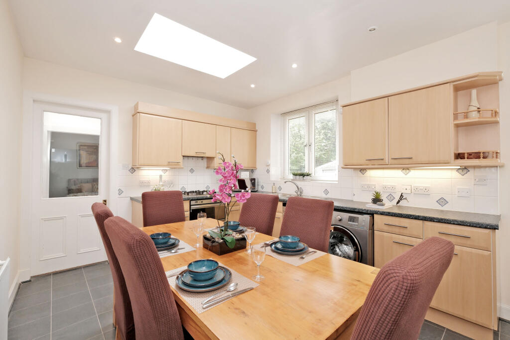 Additional image 2 of 16 Belvidere Crescent, Rosemount, Aberdeen, AB25