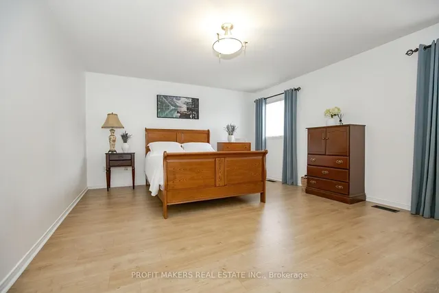 Additional image 17 of 66 Dwellers Rd