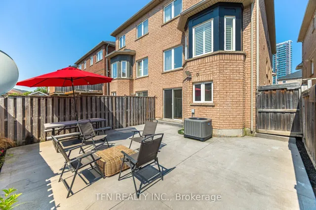 Additional image 25 of 51 Portrush Tr