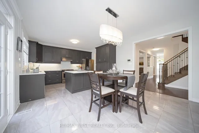 房产图片 19 - 198 Jessie Caverhill Pass