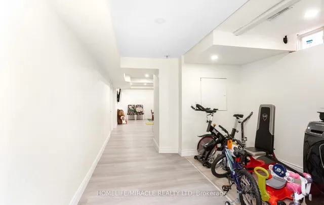 Additional image 42 of 45 Boundbrook Dr