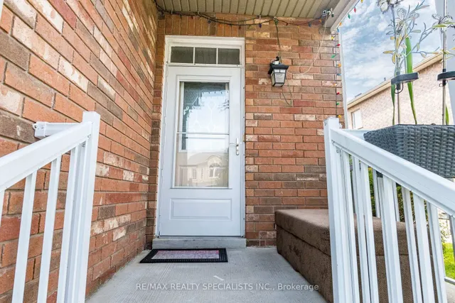 Additional image 4 of 6672 Opera Glass Cres