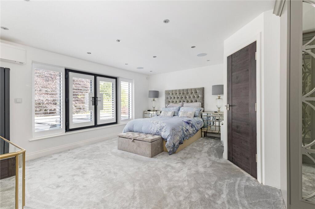 Additional image 12 of Tuffnells Way, Harpenden, Hertfordshire, AL5