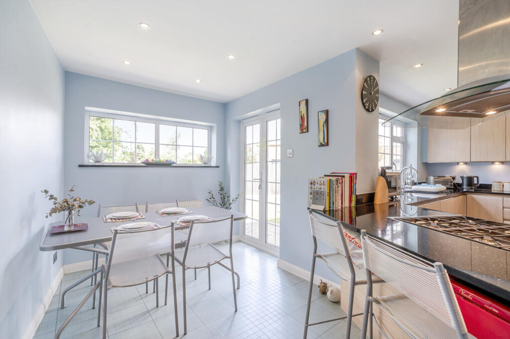 Additional image 16 of Sandridgebury Lane, St. Albans, AL3