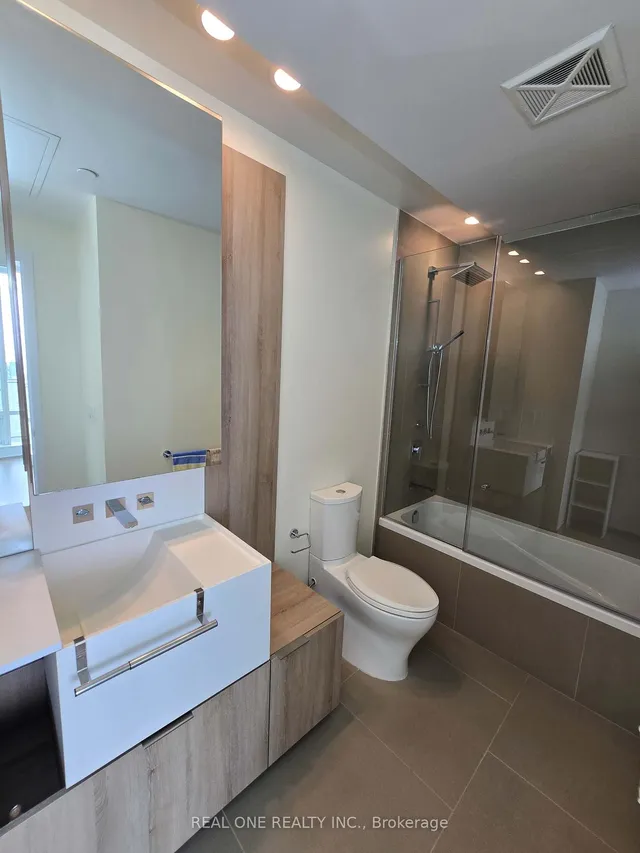 Additional image 25 of 1 BLOOR St Unit 4205