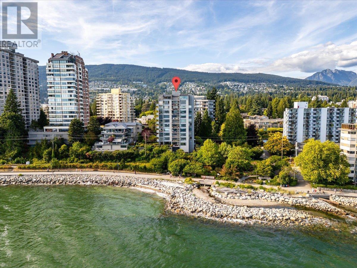 202 1930 BELLEVUE AVENUE|West Vancouver, British Columbia V7V1B5