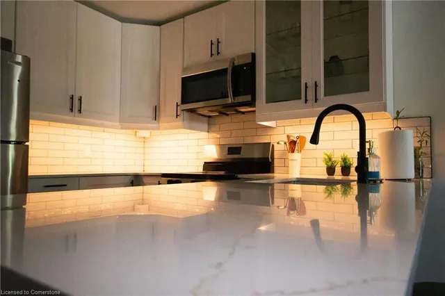 Additional image 9 of 2040 Cleaver Ave Unit 214