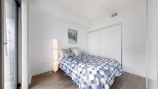 Additional image 22 of 103 The Queensway Ave Unit 2706