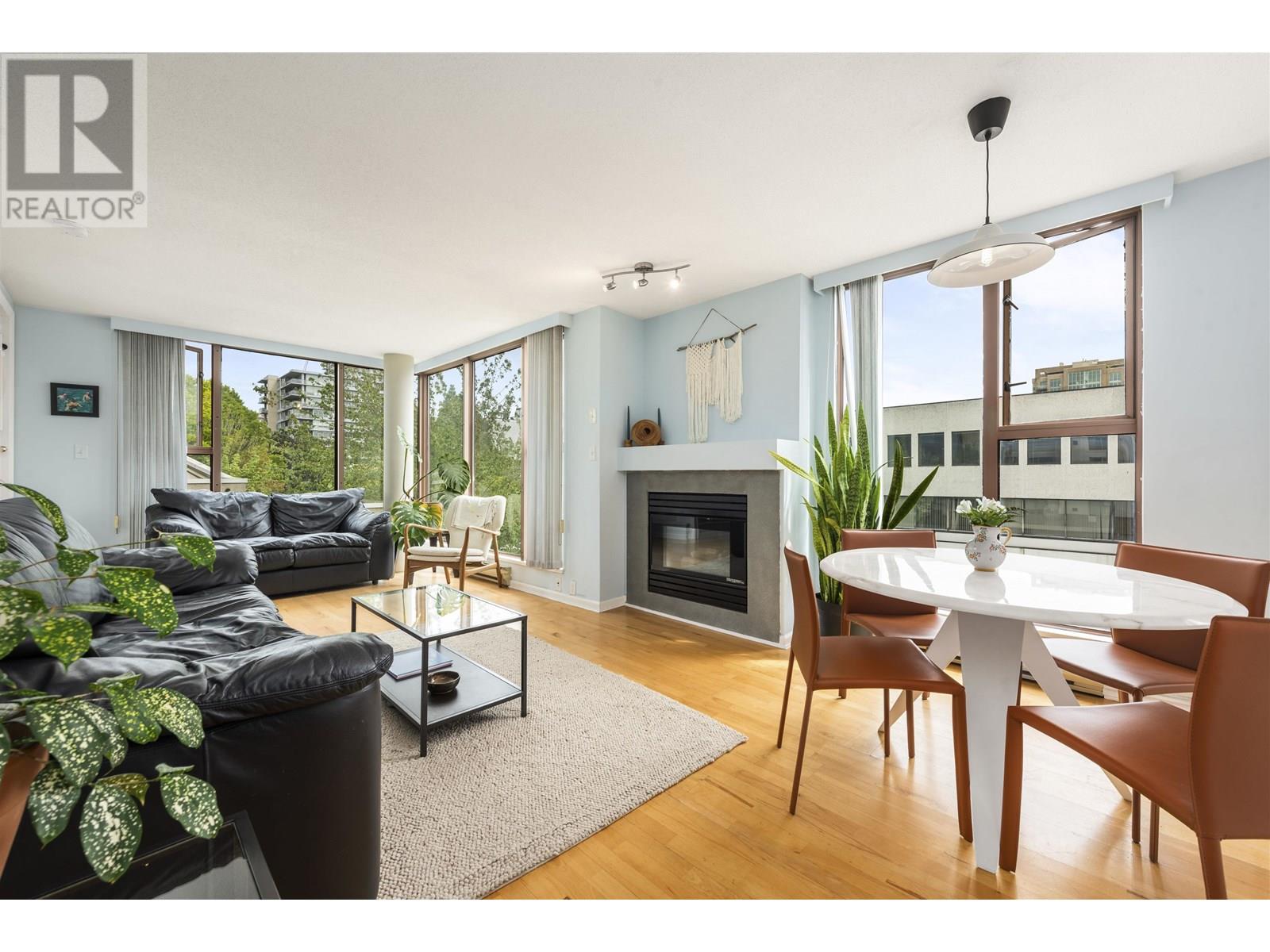 405 1633 W 8TH AVENUE|Vancouver, British Columbia V6J5H7