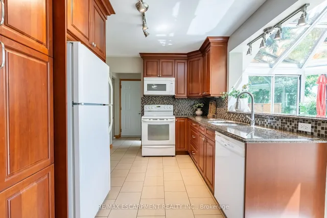 Additional image 9 of 1375 Christina Crt