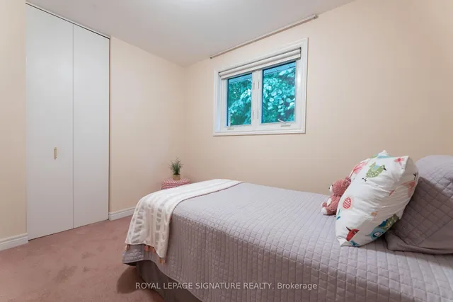 Additional image 16 of 30 Marowyne Dr