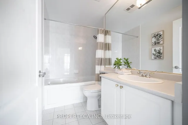 Additional image 21 of 398 Eglinton Ave Unit PH6