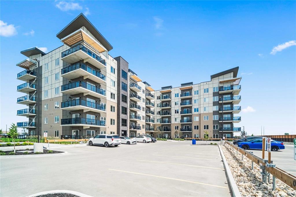 208 635 Ballantrae Drive|Winnipeg, Manitoba R3T6K4