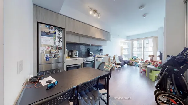 Additional image 14 of 181 Dundas St Unit 3801