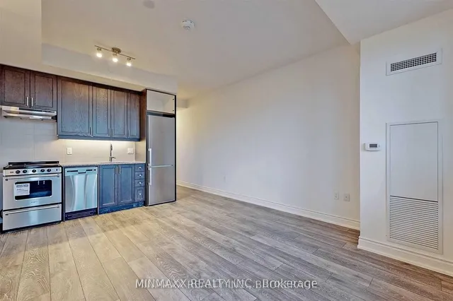 房产图片 25 - 1050 Main St 单元222