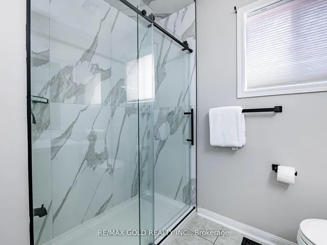 Additional image 28 of 7 Dunlop Crt