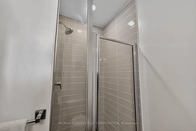 Additional image 16 of 51 East Liberty St Unit 2415