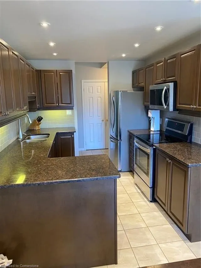 Additional image 15 of 1000 Creekside Dr Unit 407