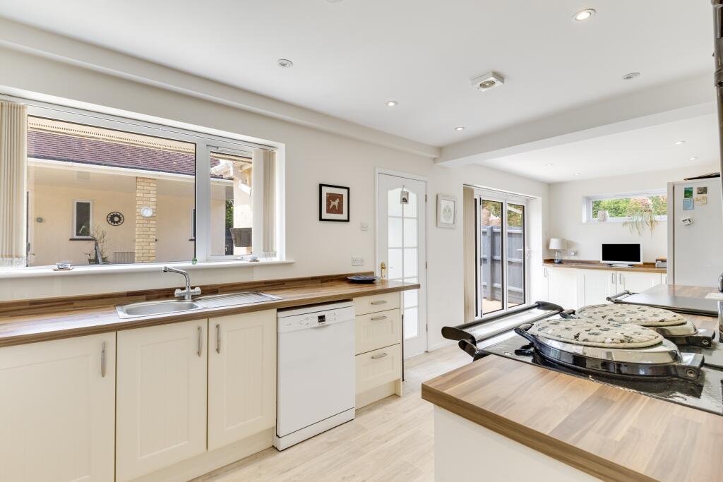 Additional image 16 of Oakhill Drive, Welwyn, AL6