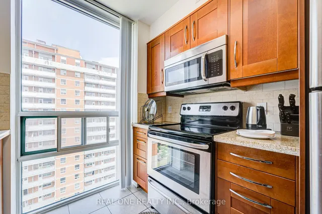 Additional image 19 of 15 Michael Power Pl Unit 1507