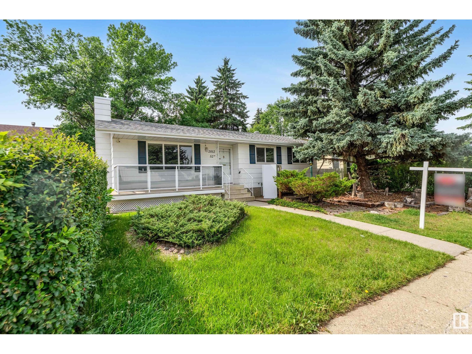 2012 52 ST NW|Edmonton, Alberta T6L1J4